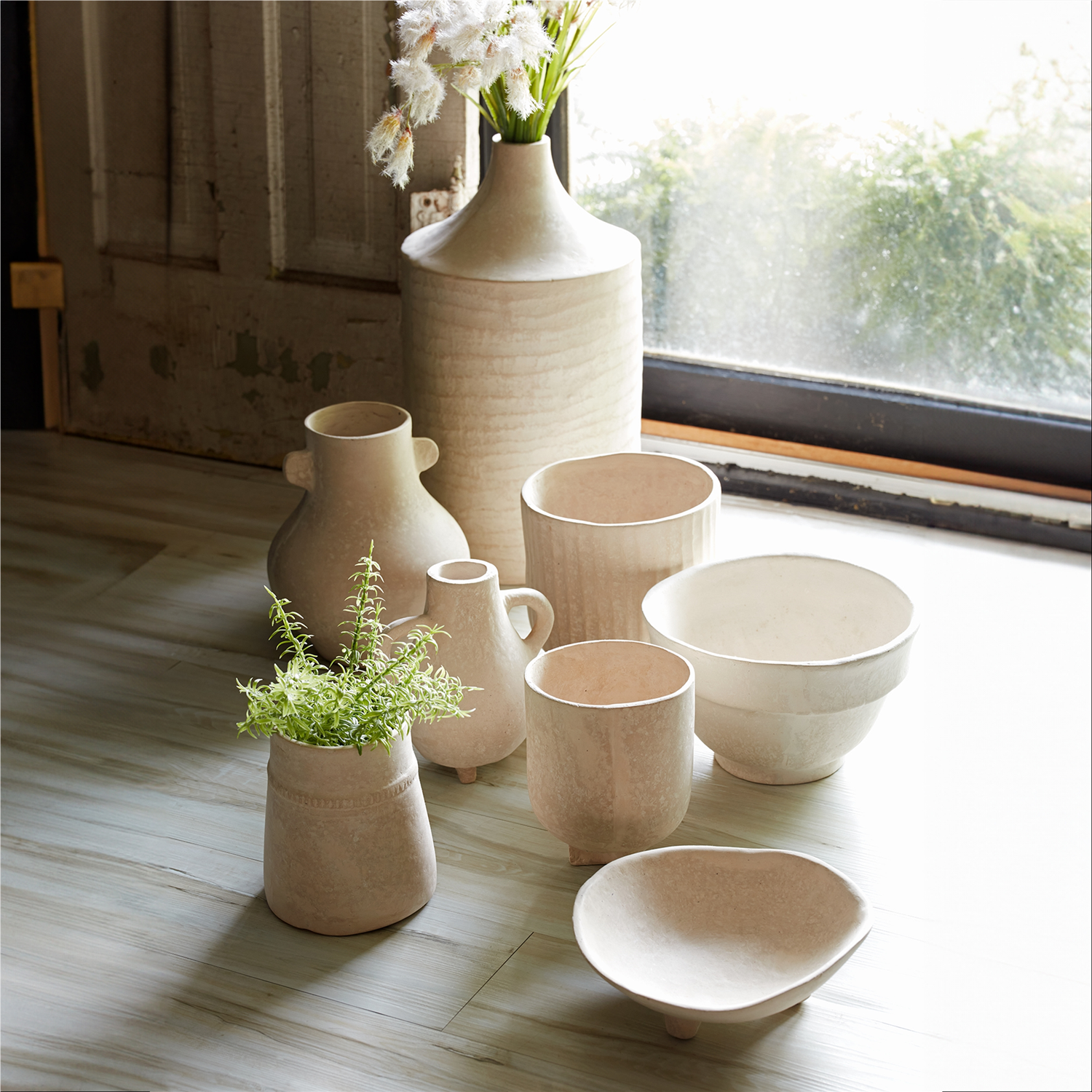 Bowl 10"D x 6"H Recycled Paper/Chalk Powder