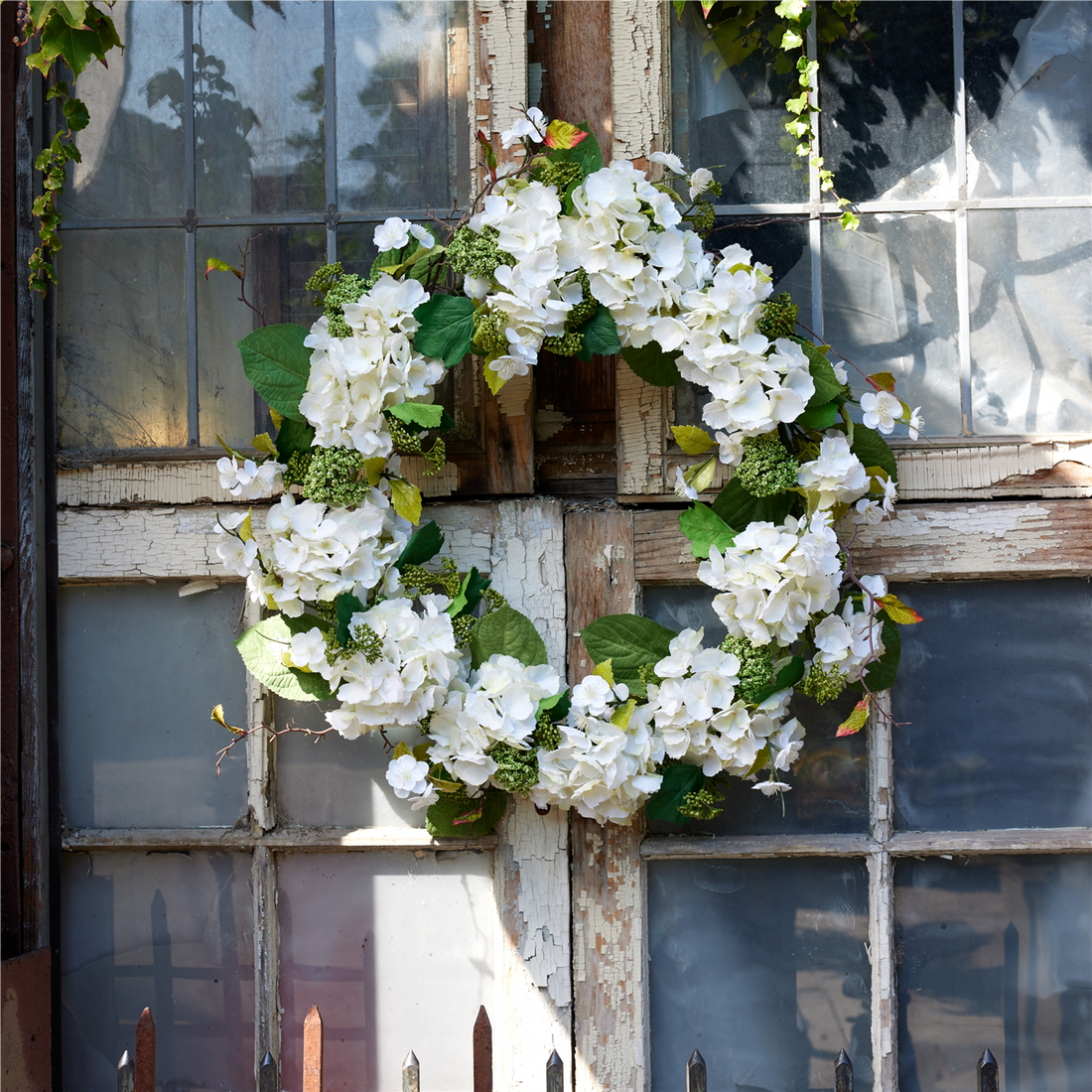Hydrangea Wreath 32”D Fabric